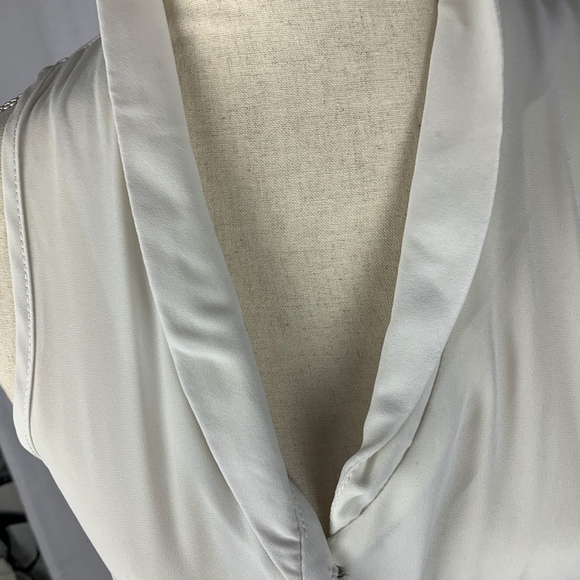 Final Touch Dress - Picture 6 of 8